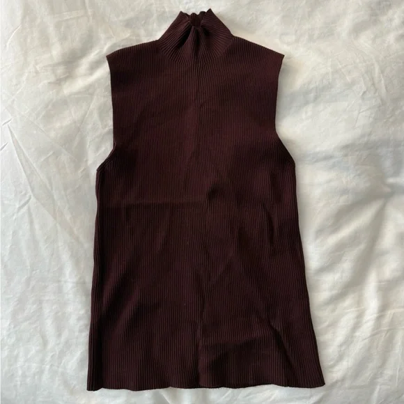 Zara Ribbed Mock Neck Top - Picture 1 of 3